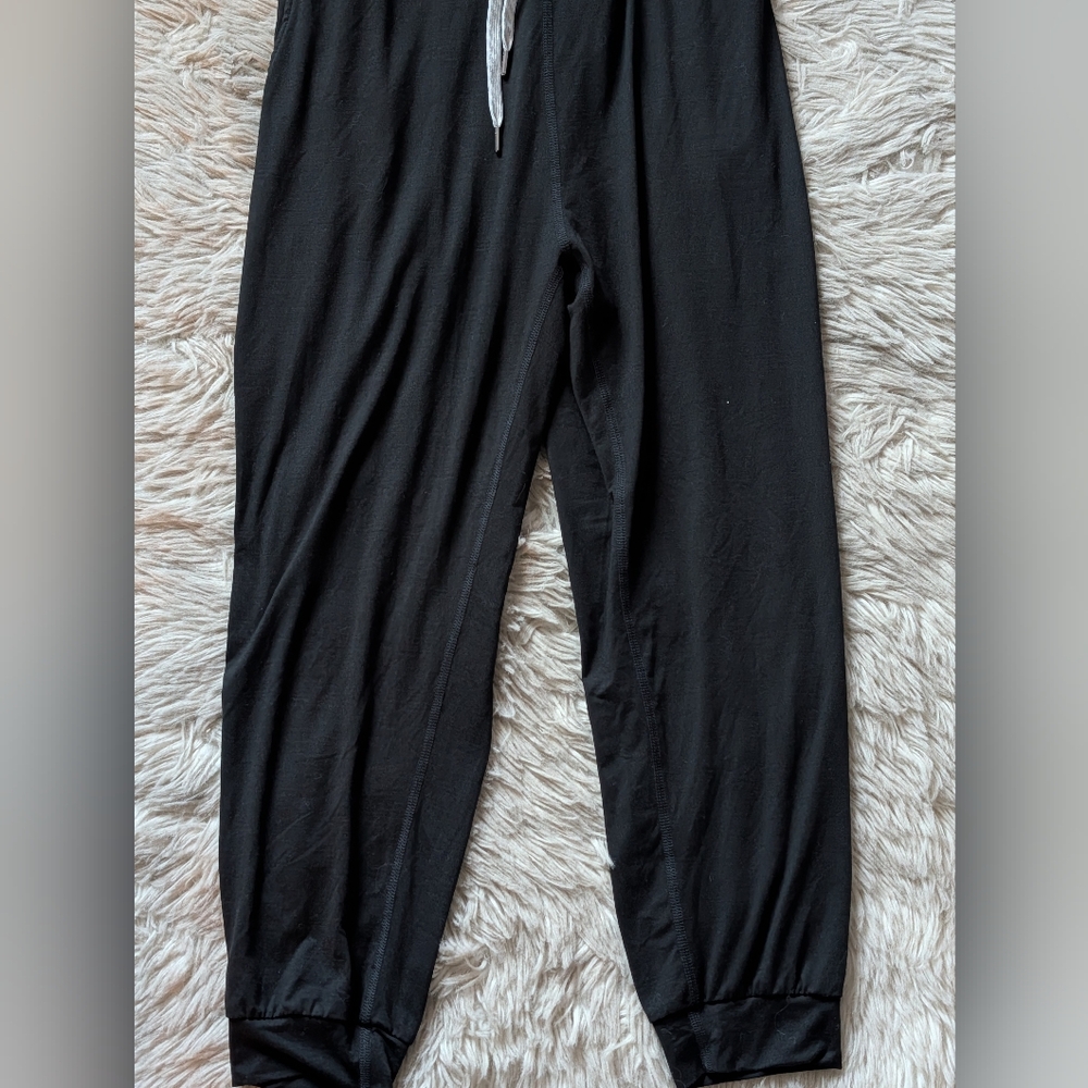 EUC Vuori Lux Sleeveless Jumpsuit in Black - Picture 5 of 13